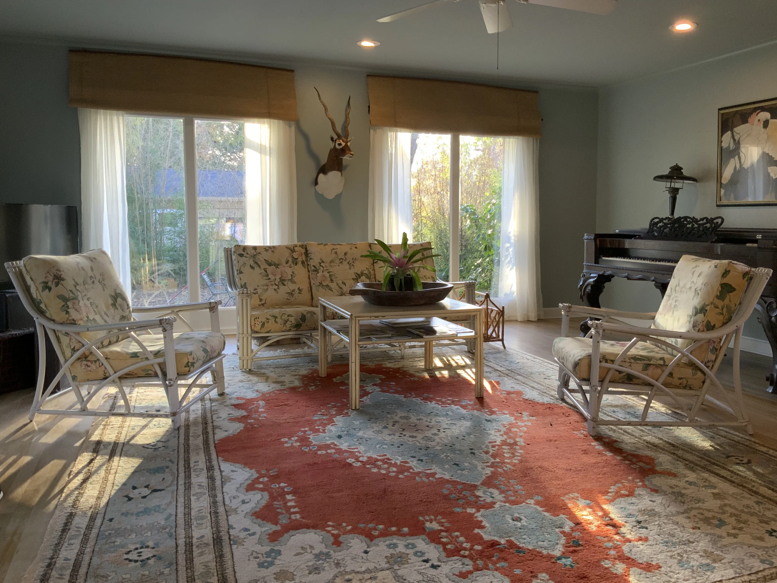 Cott 1 Living Room